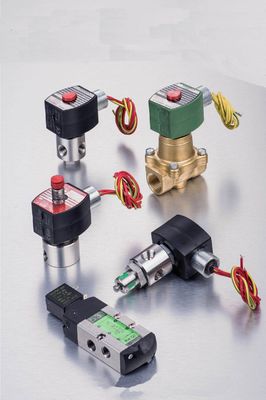NF8551B402MO-24VDC 1/4 インチ アスコ 4 方向電磁弁 2 PSI 最低動作