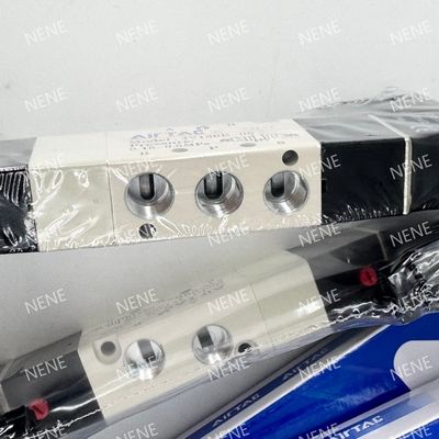 4V230C-08 精密流体のための電磁弁 AIRTAC 規則 5 ポート 3 位置