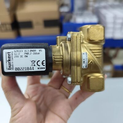 Burkert6281EV電磁弁 00221846 00221844 00221856 270132