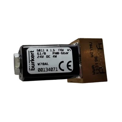 Burkert 00221886 6281 G1 1/4 2/2 通常閉じた 25.0 流孔 FKM 密閉された銅弁体 DC24V 8W 0.2-16bar 0~+120 °C