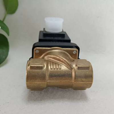 ブラスボディ ブルケート電磁弁 00221603, G1/2 2/2 方式 通常閉ざし, 13 流出孔, NBRシール, -10 ~ 80°C 作業温度, AC24V 8W 0-10 バー圧力