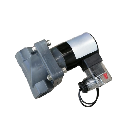 20 ミリメートルオリフィスサイズ FF1C20B06 3/4 ''ポートサイズ CPVC ボディパイロットピストン式空気圧電磁弁 EPDM シール