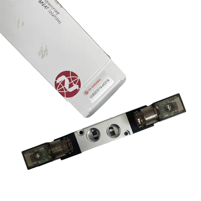 G3/8 二重ソレノイドロックバルブ NORGREN VCB22C511A-AC213L 24VDC 5/2 コンベヤーシステムのための気圧方向バルブ 1800 L/min 流量