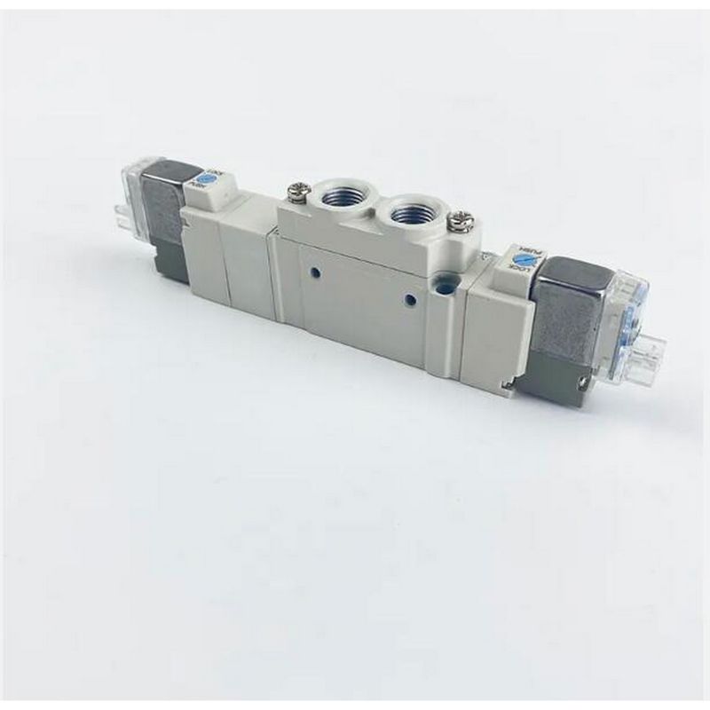 SMC SY5320-6LZD-C8 DC12V 電磁弁 一触式 3 位置 閉ざされたセンターポート サイズ ø8