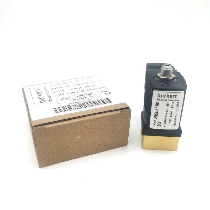 2/2 通常開け 00295651 バーカート電磁弁 20 流孔 FKM (フッ素ゴム) 密閉ブラス弁体 AC220V 8W 1-25bar